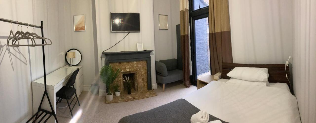 Cozy Private Room ลอนดอน ภายนอก รูปภาพ